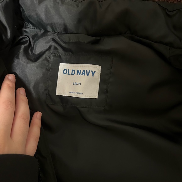 Old Navy Black Puffer Vest - Picture 2 of 2